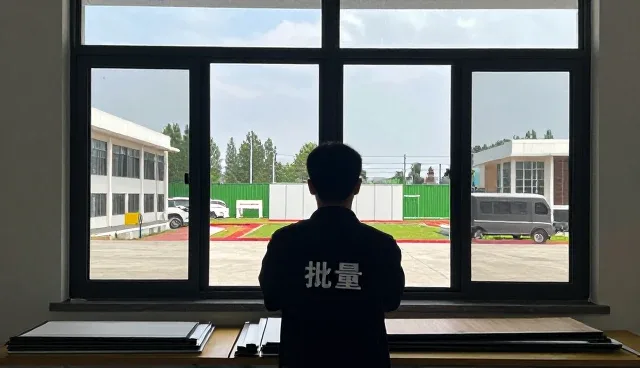 德阳晶徽门窗有限公司带来旺季备货应用中的断桥隔热门窗体验